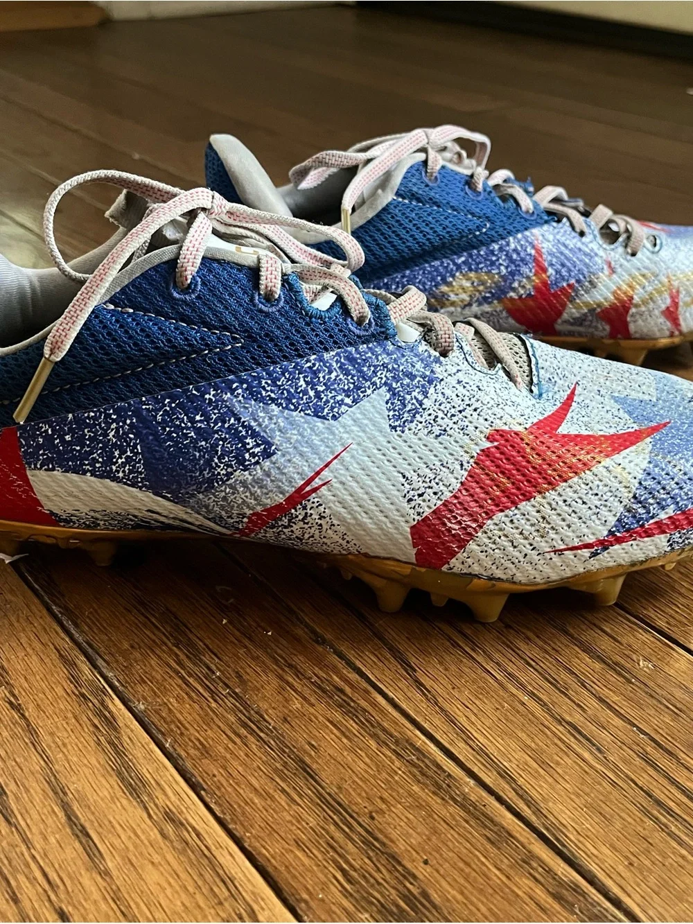 Under Armour Men’s Blur LE MC USA Red, Blue & White Football Cleats Size 9.5